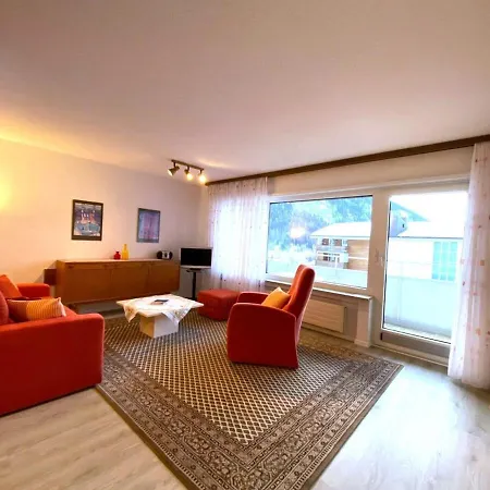 Apartment Salute 108 *